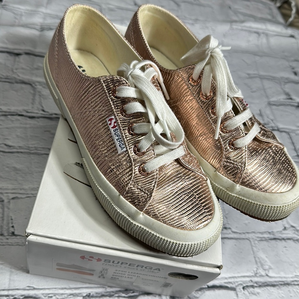 Superga People's shoes of Italy